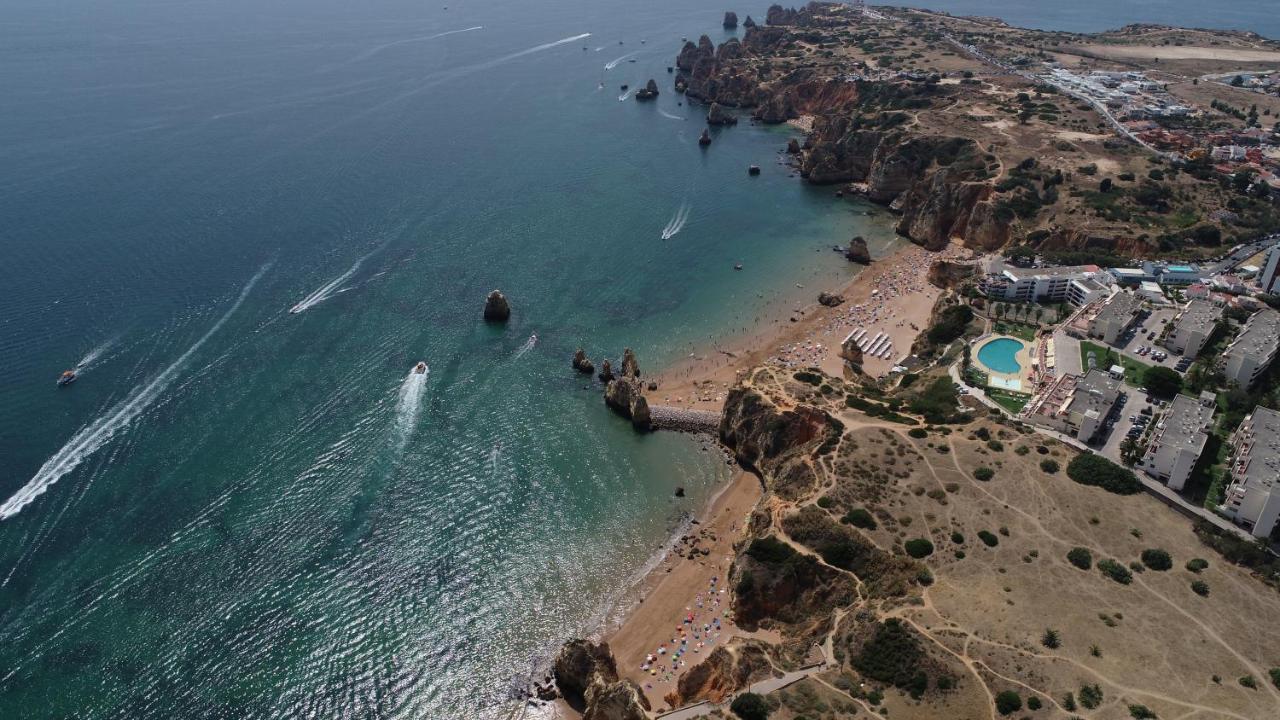 Racing Mackerel Hostel Лагос Екстериор снимка