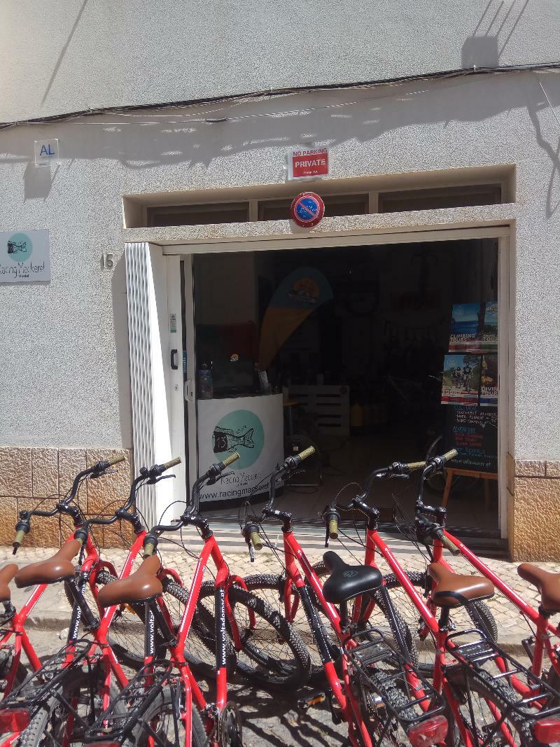 Racing Mackerel Hostel Лагос Екстериор снимка