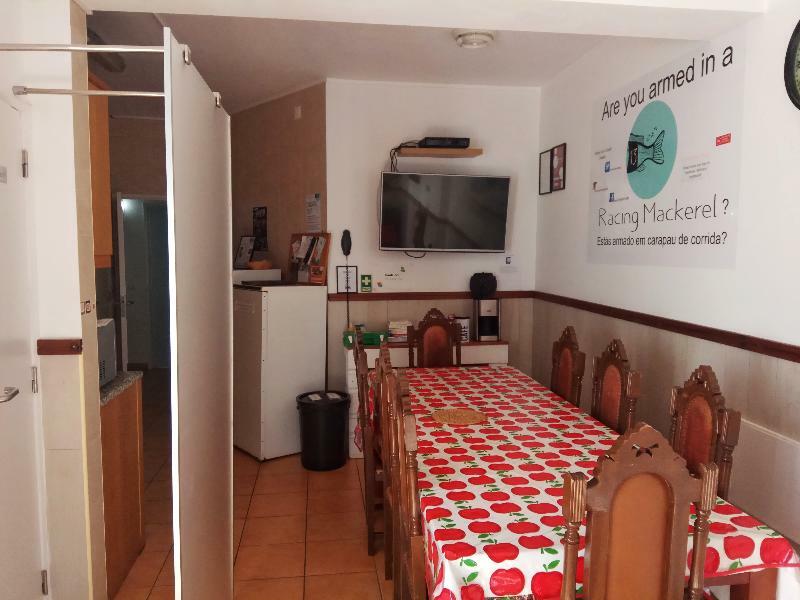 Racing Mackerel Hostel Лагос Екстериор снимка